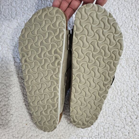 Birkenstock Uji Nubuck/ Suede in Taupe Mens  Size: 43/ 10-10.5 US wide main image 5